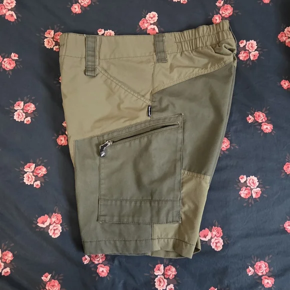 Revolution Khaki Women's Cargo Shorts - Picture 3 of 7